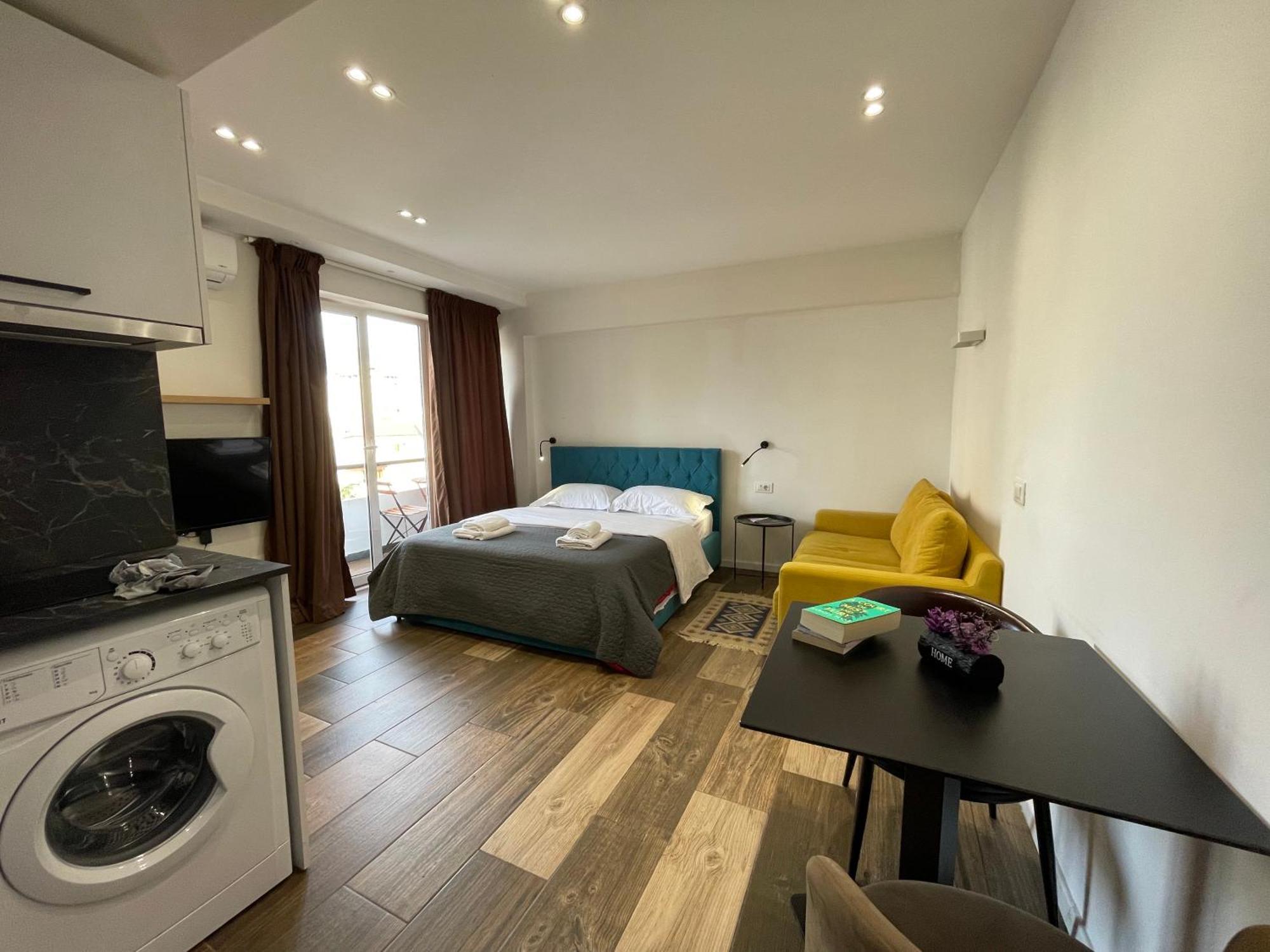 Boutique Central Studio Apartments Tirana Kültér fotó
