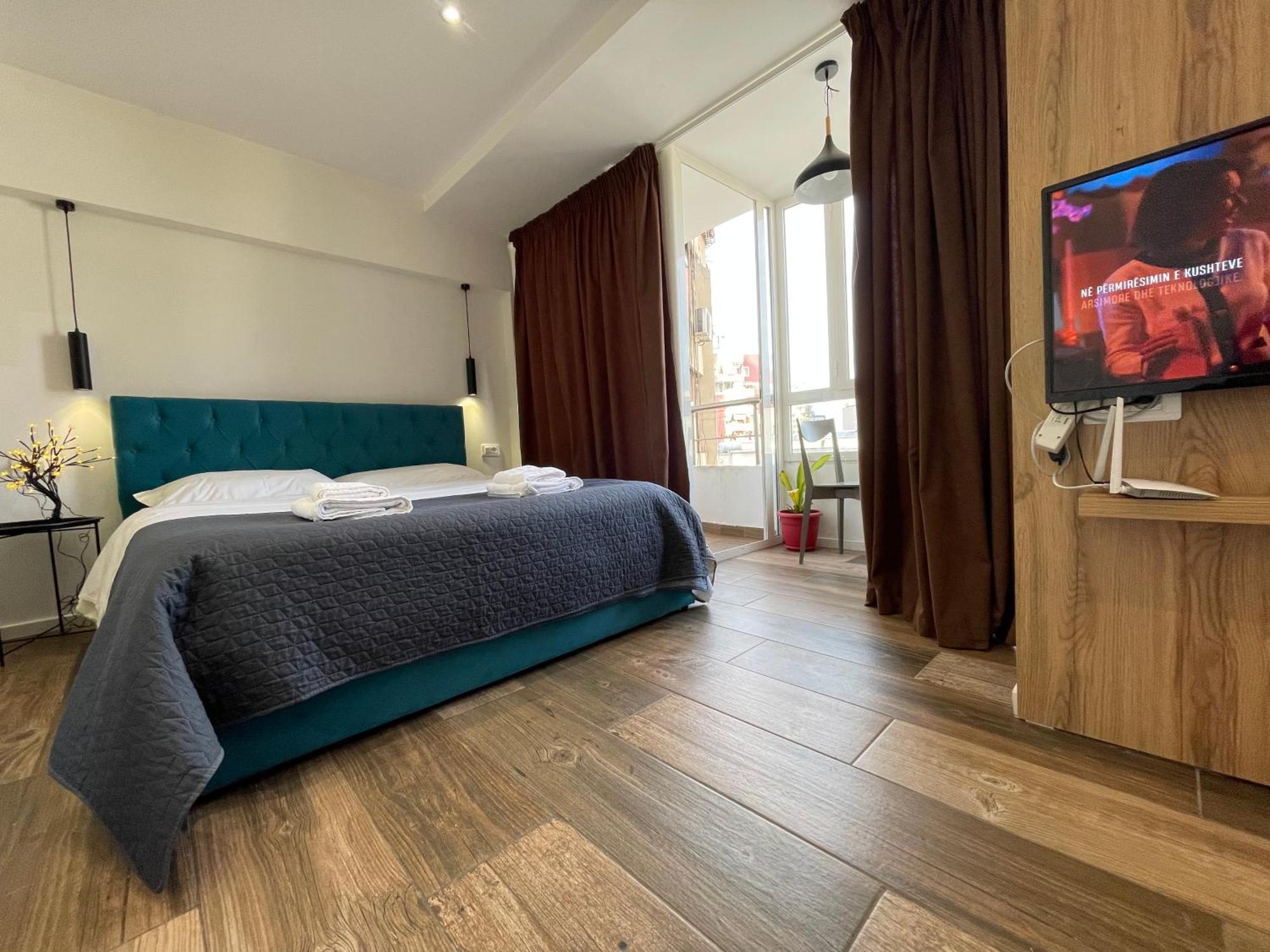 Boutique Central Studio Apartments Tirana Kültér fotó